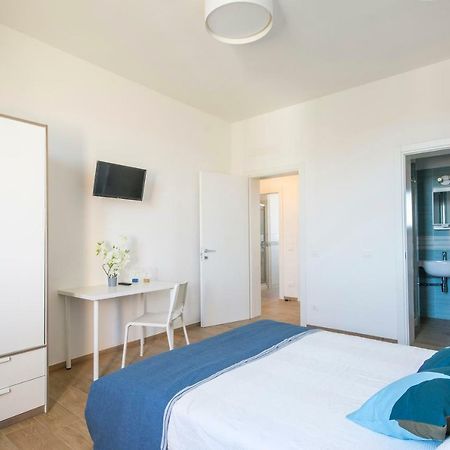 Altido Pampurio Airport Apartment Pisa Buitenkant foto